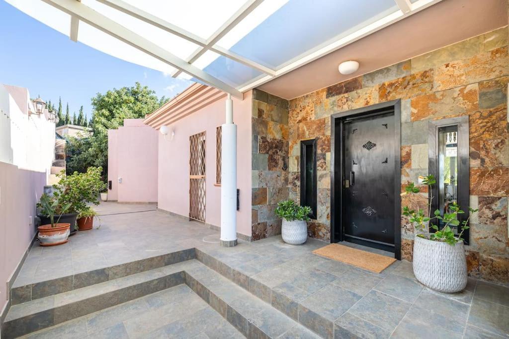 Villa In Benalmadena Pueblo Exteriör bild